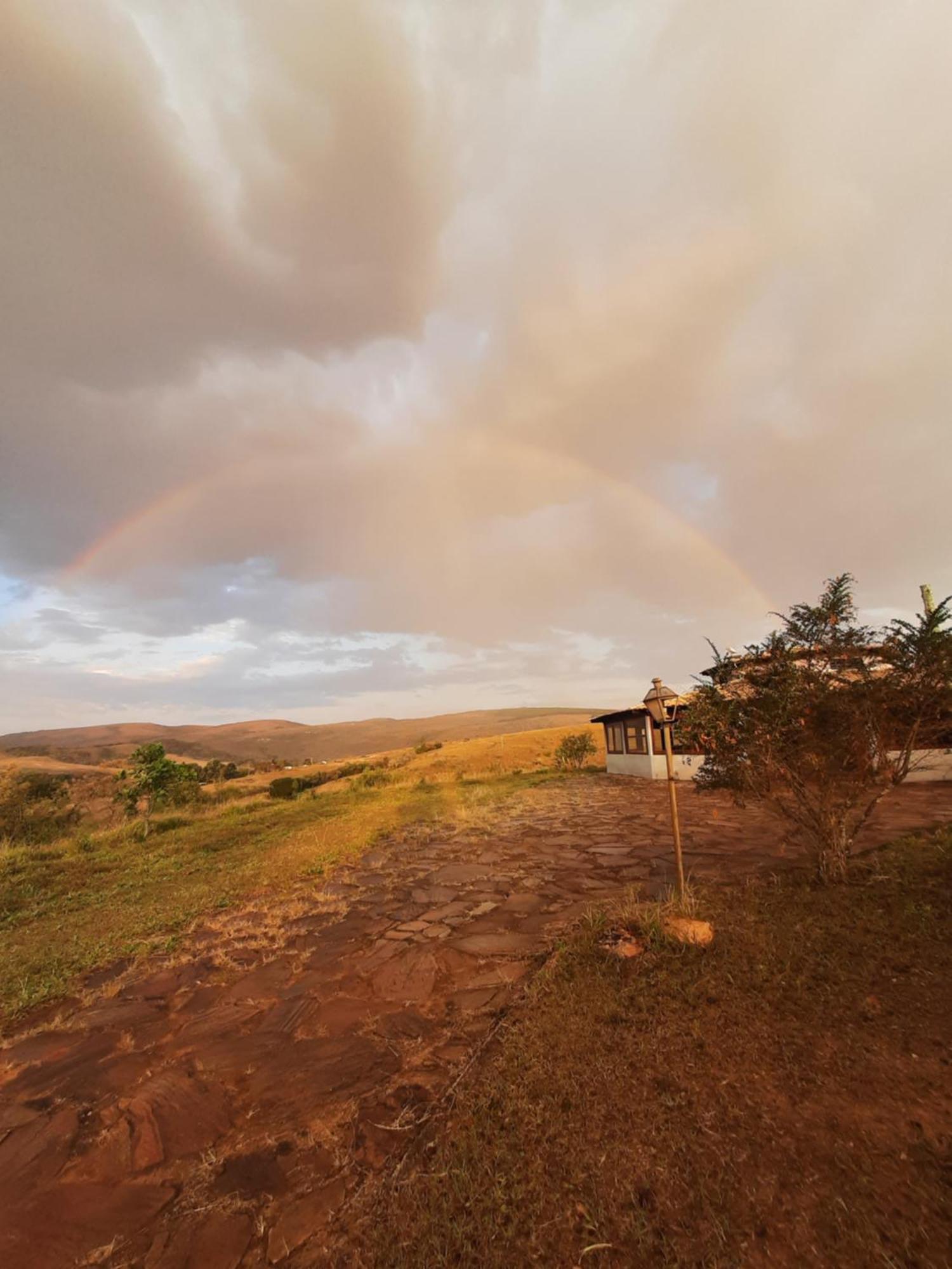 Cataguas Brasil Pousada Carrancas Bagian luar foto